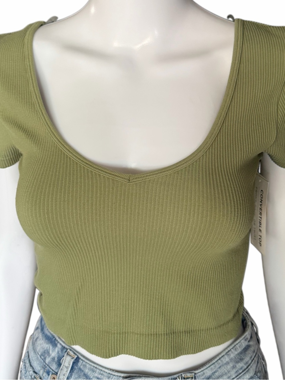 Aeropostale Olive Green Ribbed Crop Top Size Medium NWT Scoop Neck Stretch